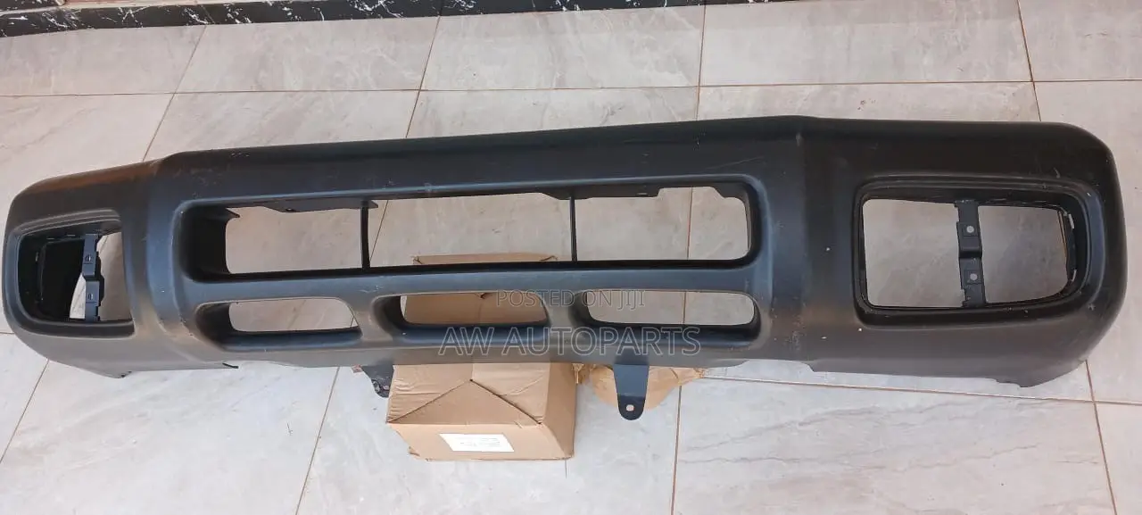 Nissan Pathfinder 1999-2004 Front Bumper
