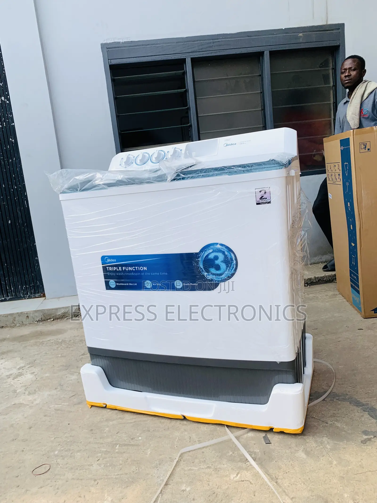 Available Midea 18 KG Twin Tub Semi Auto Washing Machine MT100W180/WGH