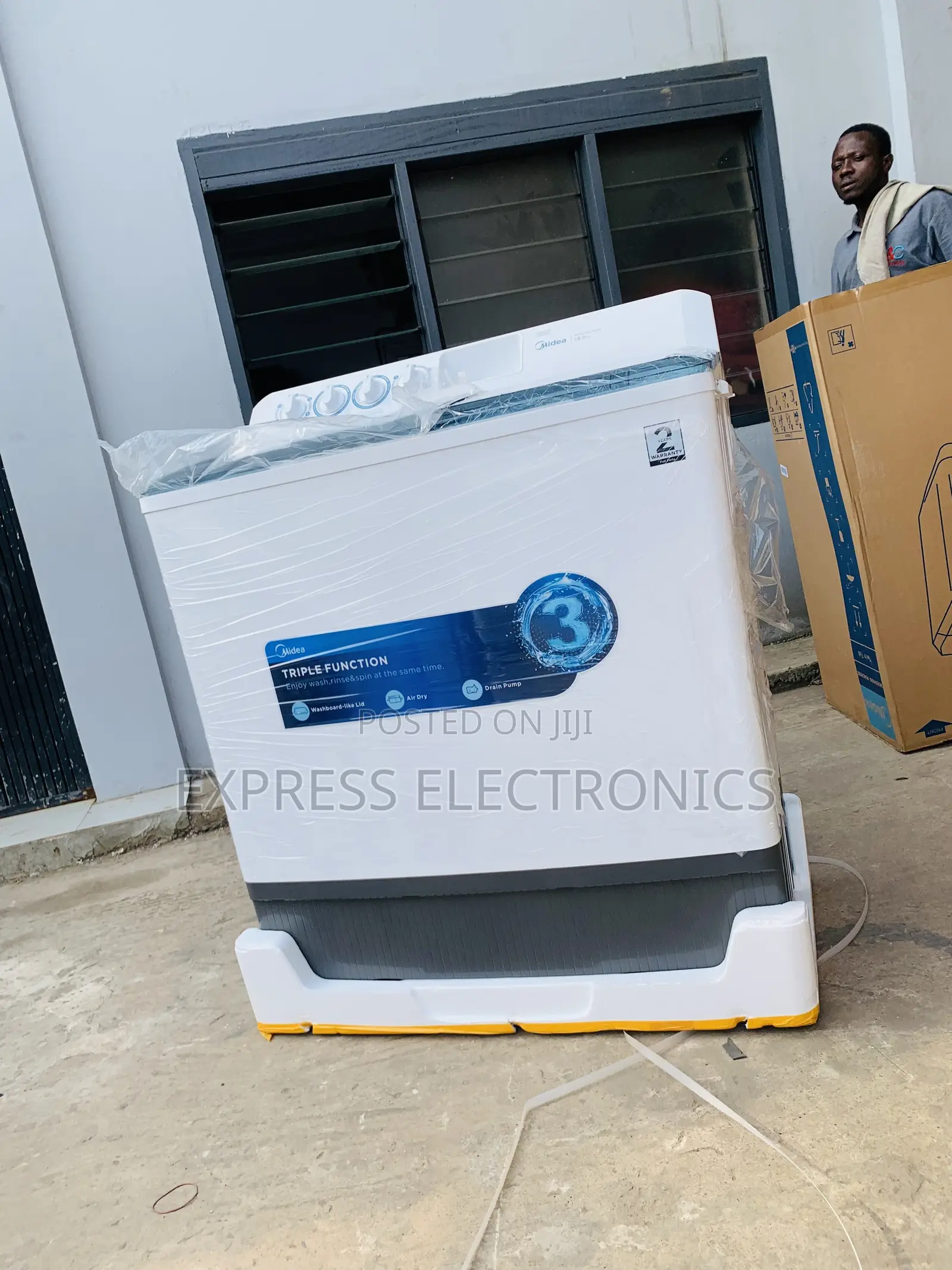Available Midea 18 KG Twin Tub Semi Auto Washing Machine MT100W180/WGH