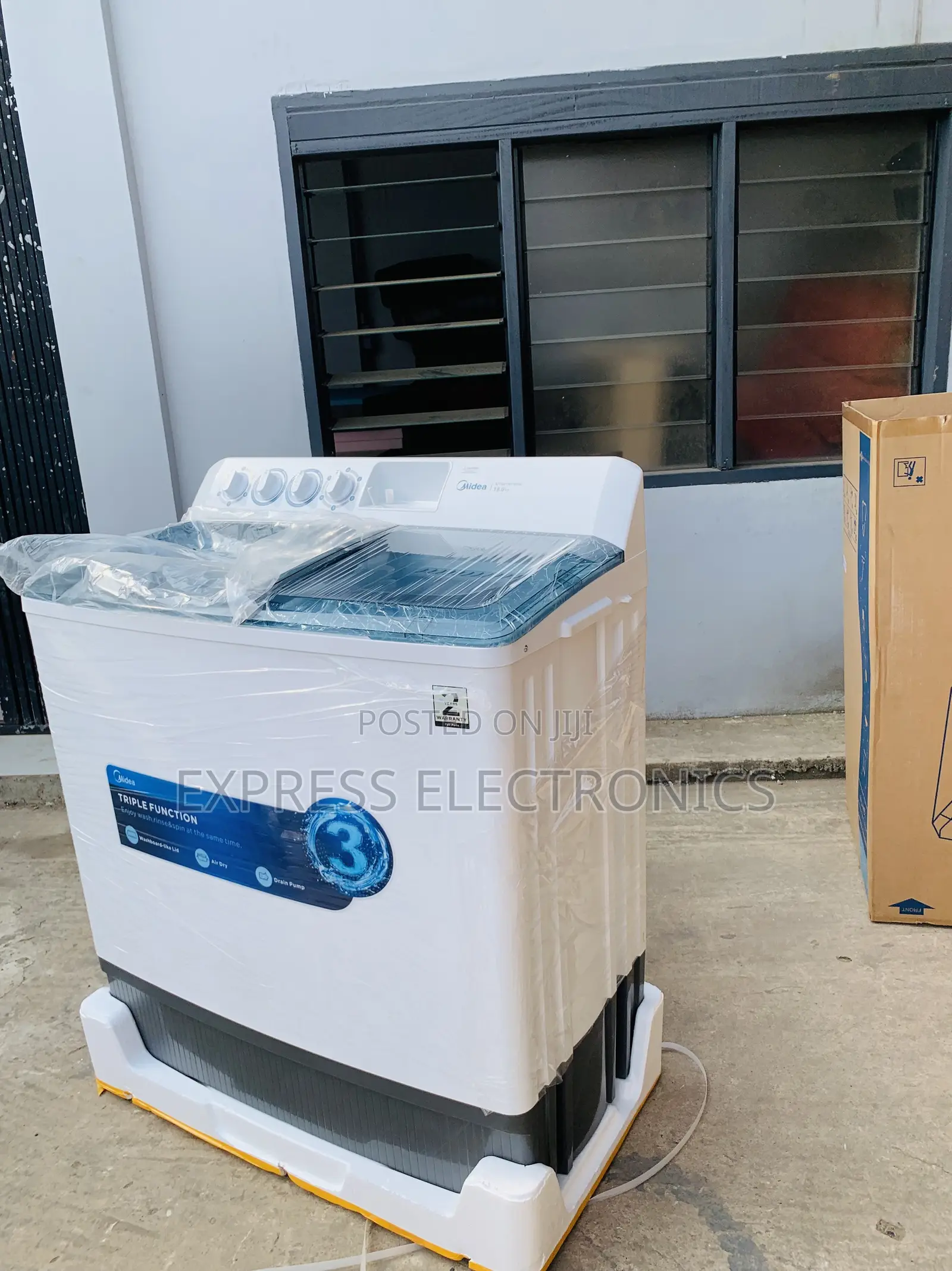 Long Lasting Midea 18 KG Twin Tub Semi Automatic Washing MT100W180/WGH