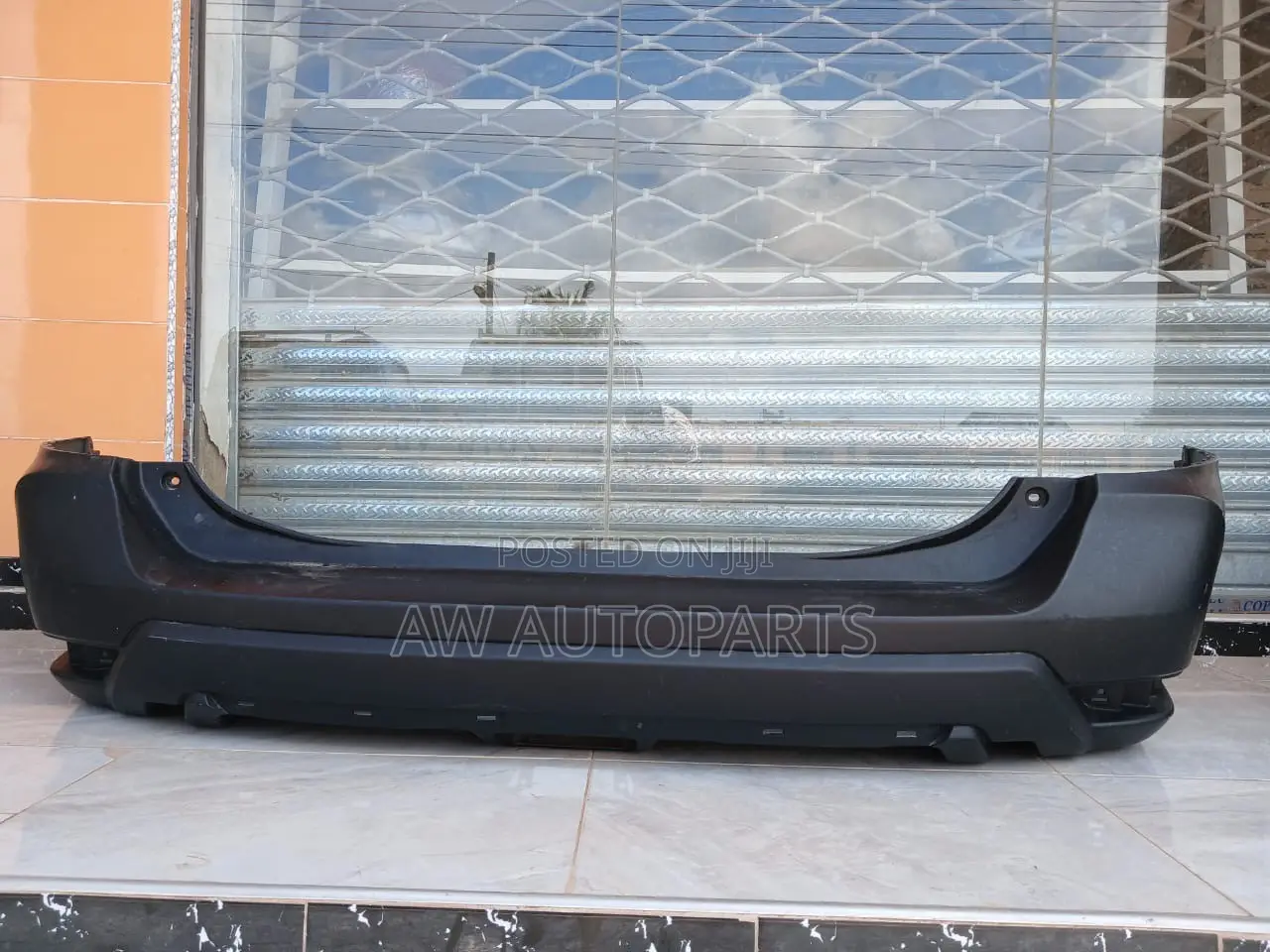 Nissan Rogue 2017-2019 Back Bumper