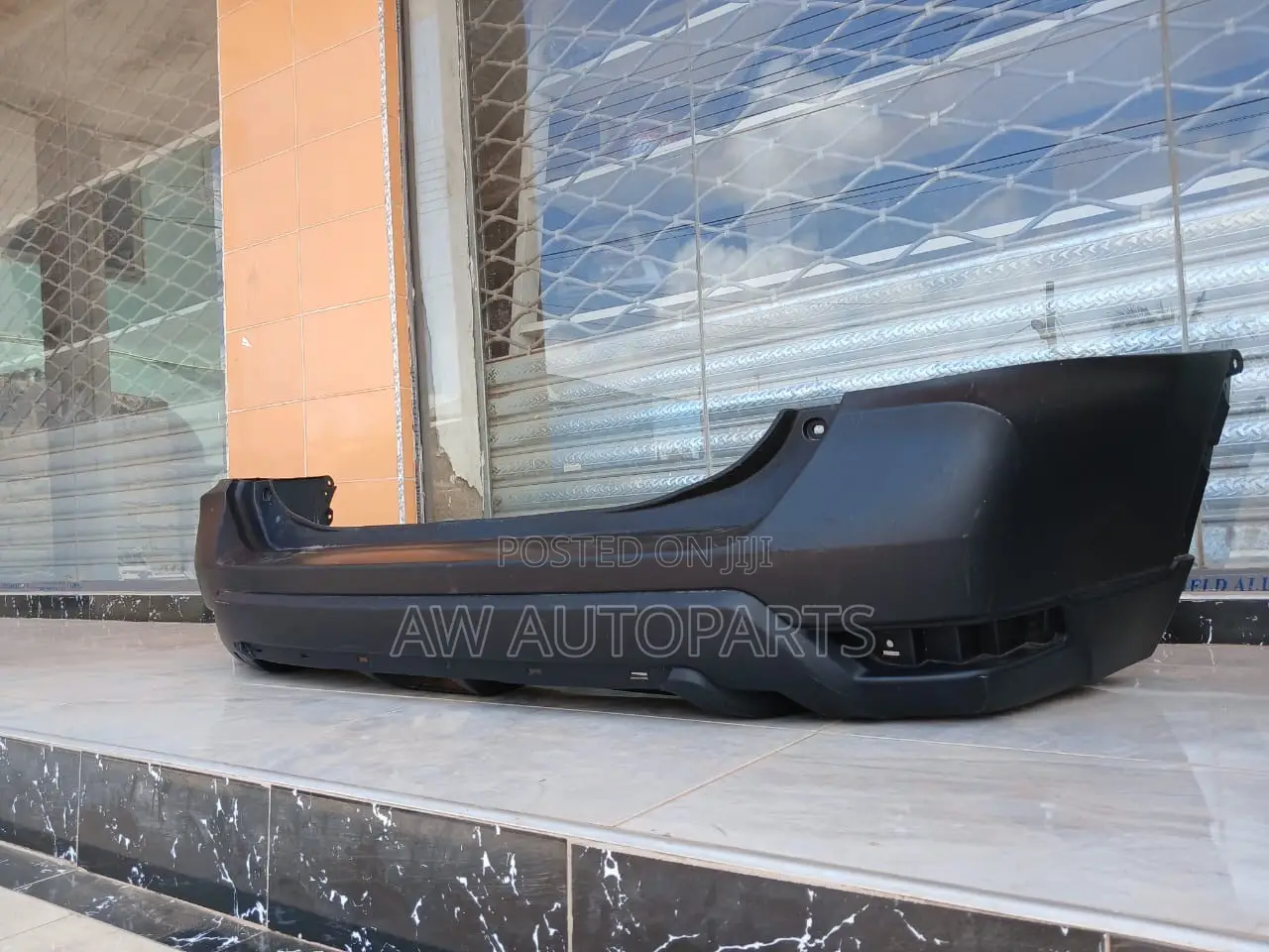 Nissan Rogue 2017-2019 Back Bumper