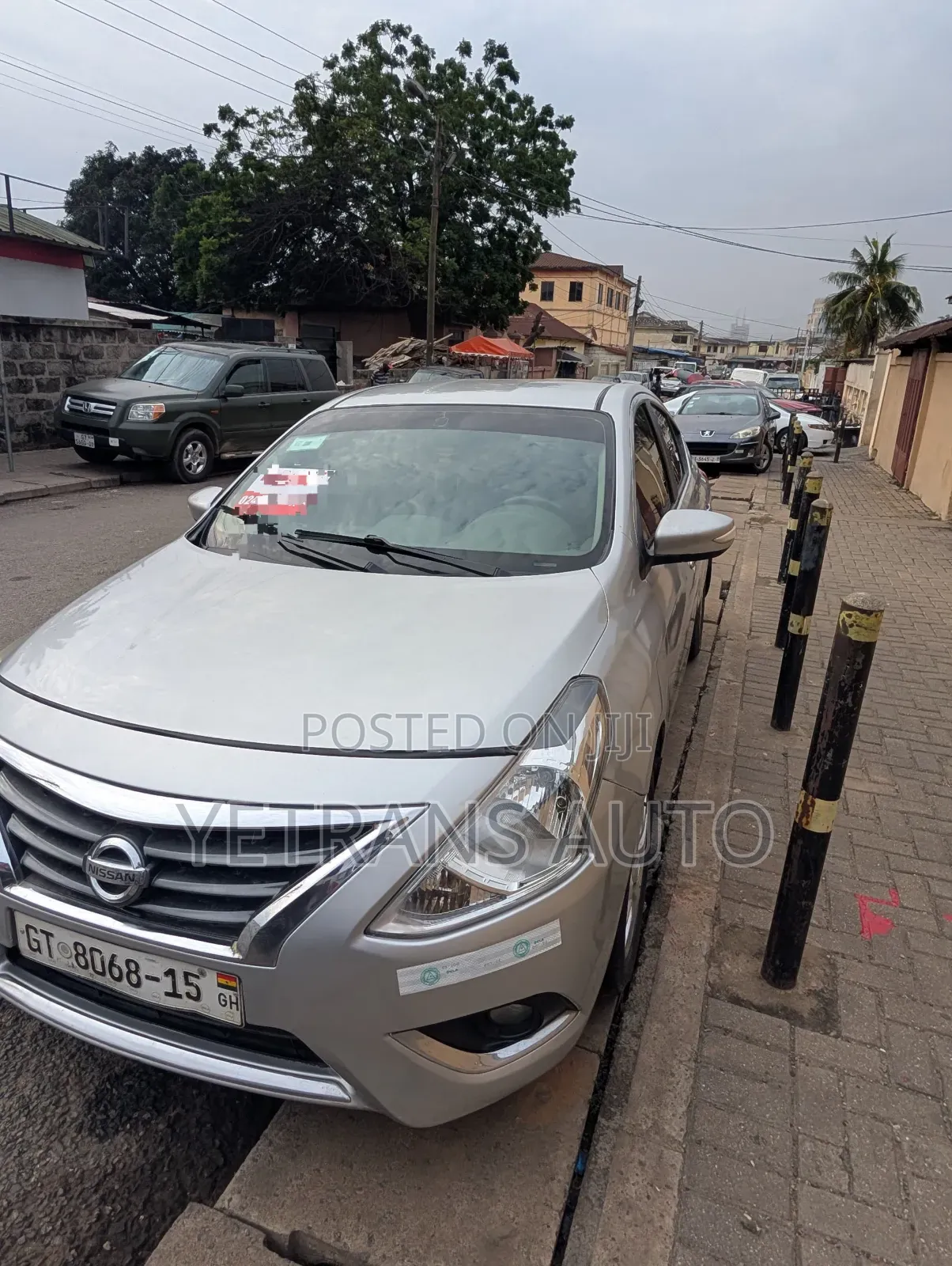 Nissan Almera 2014 Silver