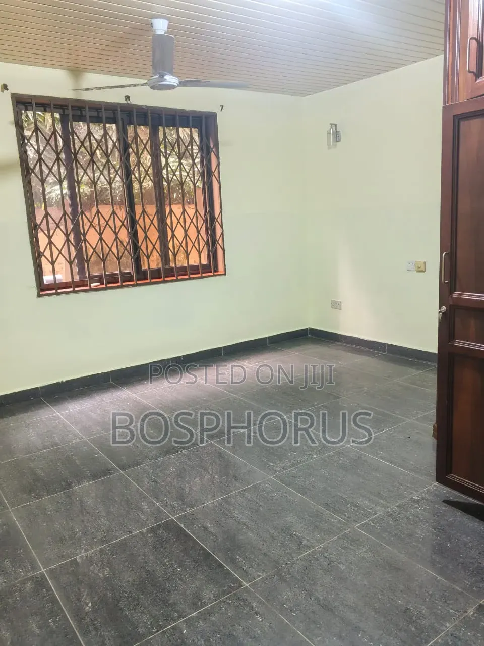 2bdrm Apartment in Lapaz Nyamekye, Nyanmekye for rent