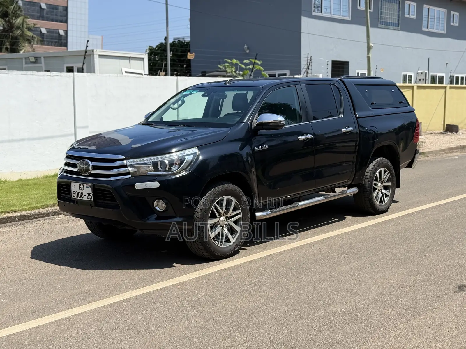Toyota Hilux SR5+ 4x4 2019 Black