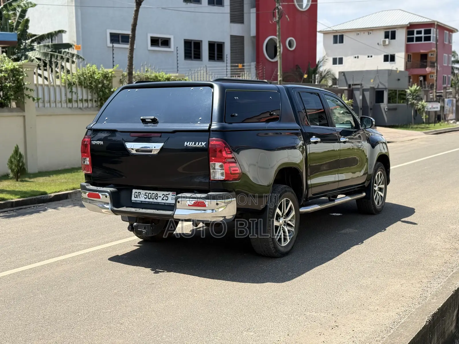 Toyota Hilux SR5+ 4x4 2019 Black