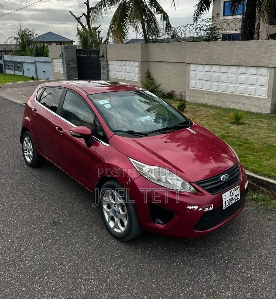 Ford Fiesta 2014 Red