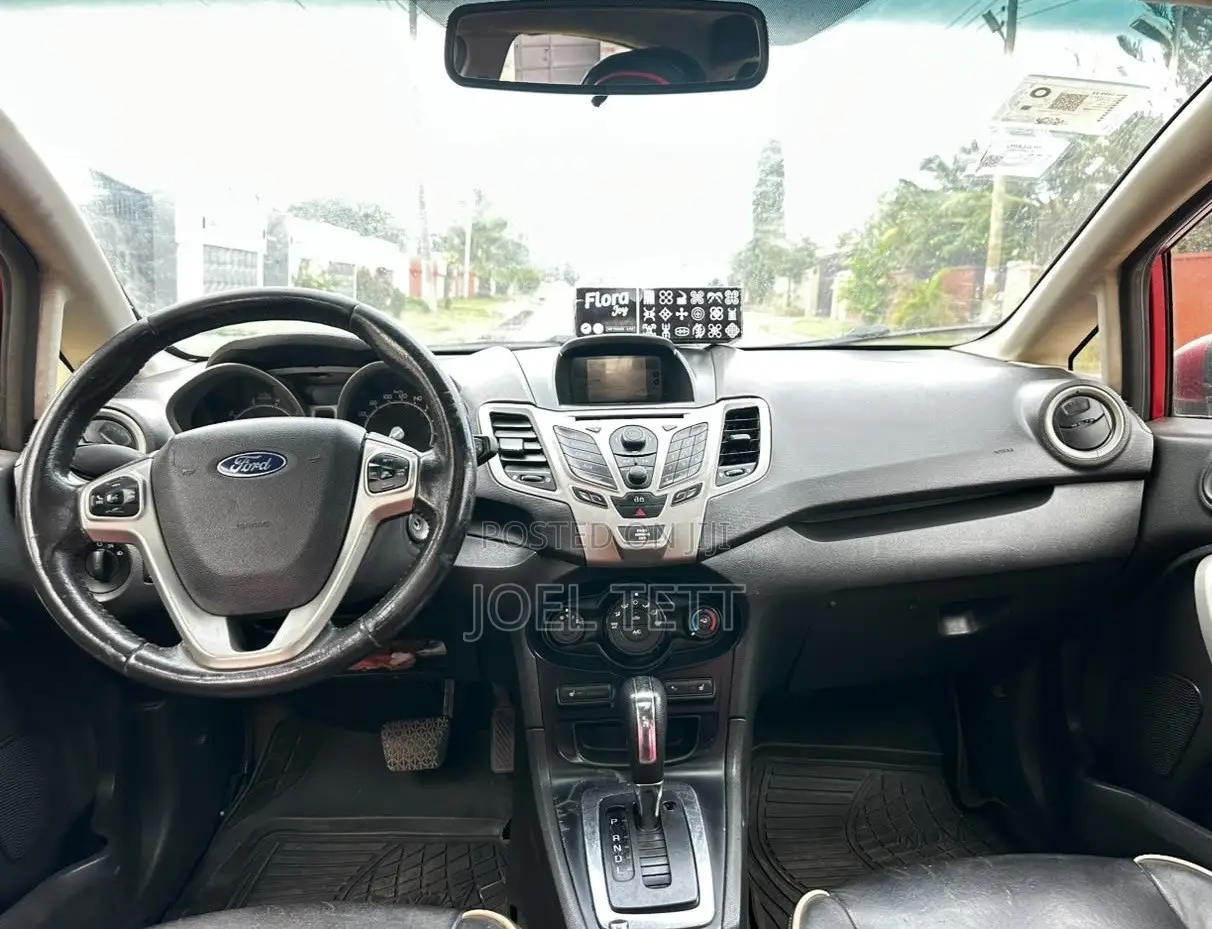 Ford Fiesta 2014 Red
