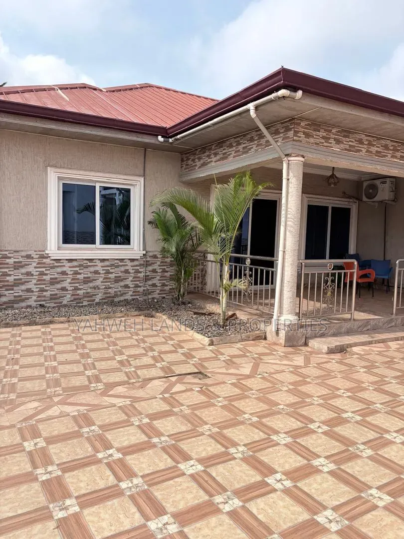 2bdrm Apartment in Ayikwe Otu Estate, New Site for rent