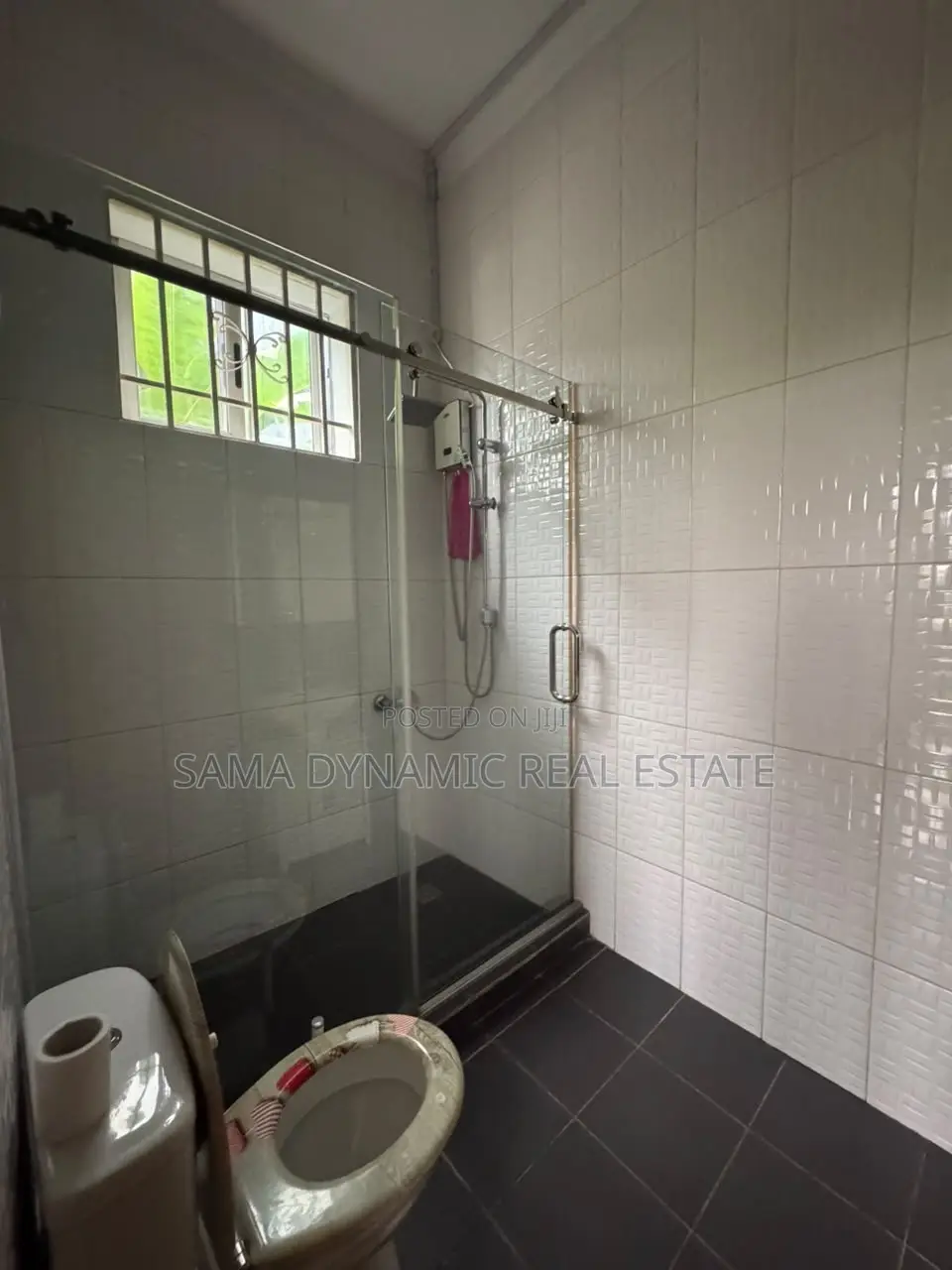 5bdrm House in Airport Hills for rent