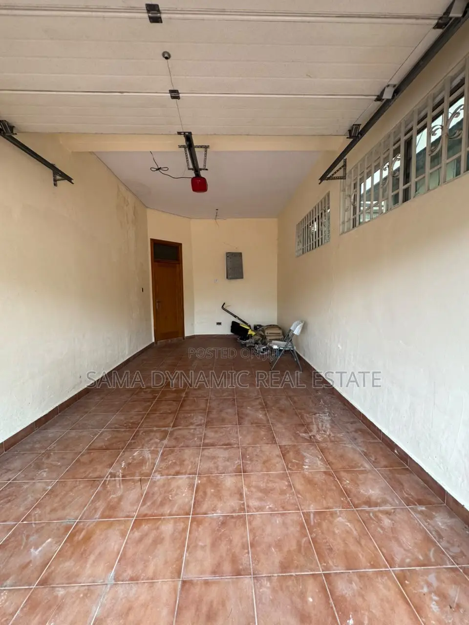5bdrm House in Airport Hills for rent