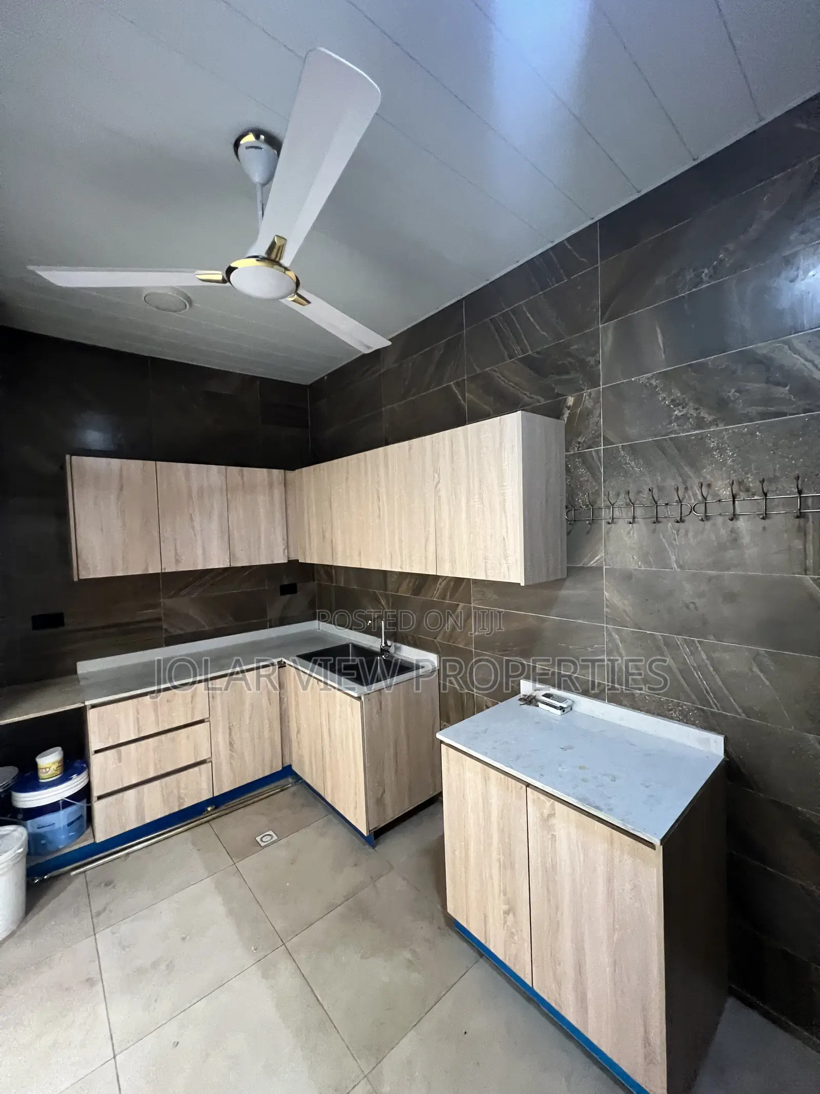 3bdrm Apartment in Jolar View, Tseaddo for rent