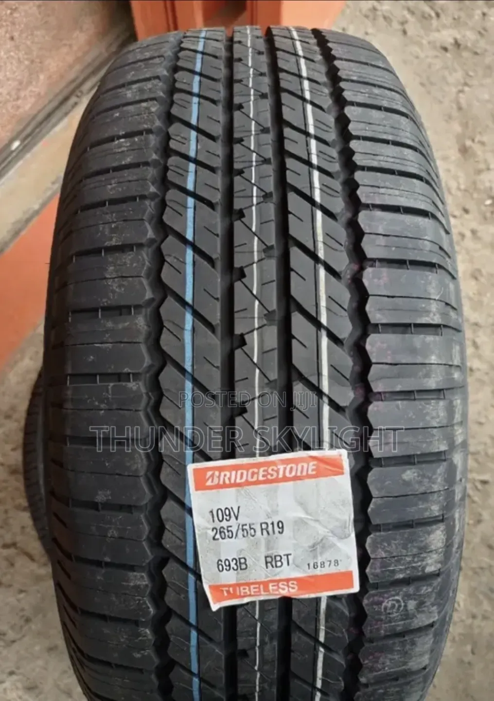 265/55r19 Bridgestone Dueler a/T D693 109v Tyre