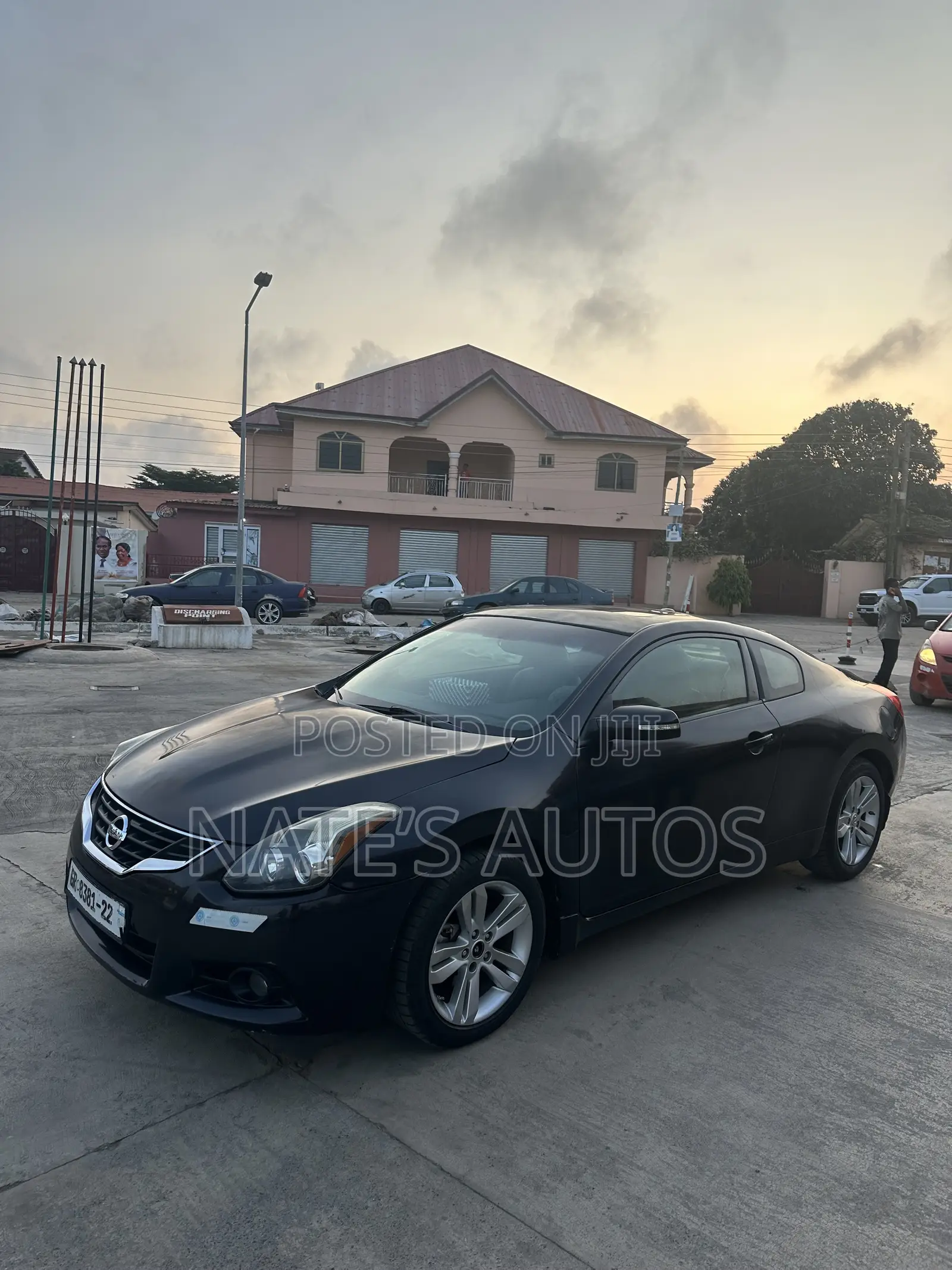 Nissan Altima Coupe 2.5 S 2013 Black