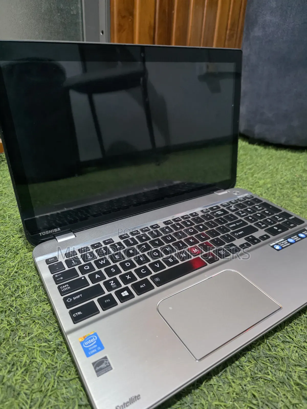 Laptop Toshiba Satellite P50T 8GB Intel Core i5 HDD 500GB
