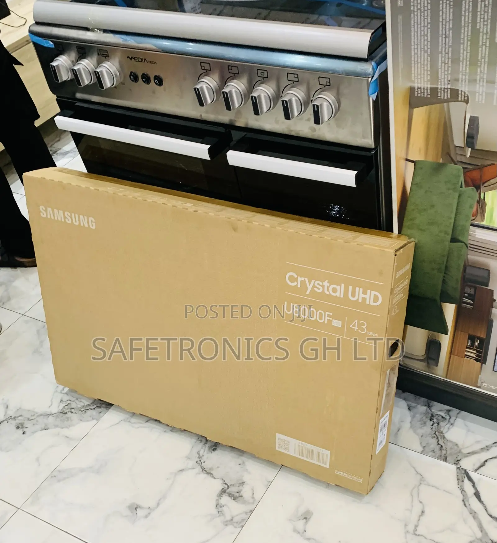 Exclusive Sleek Samsung 43′′ Crystal UHD Series 43U8072F TV (2025)