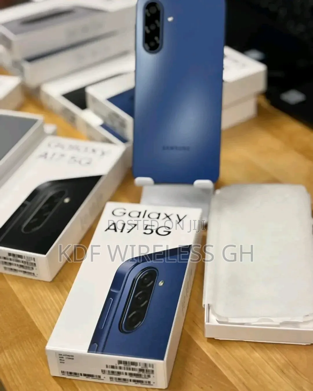New Samsung Galaxy A17 5G 256 GB Blue
