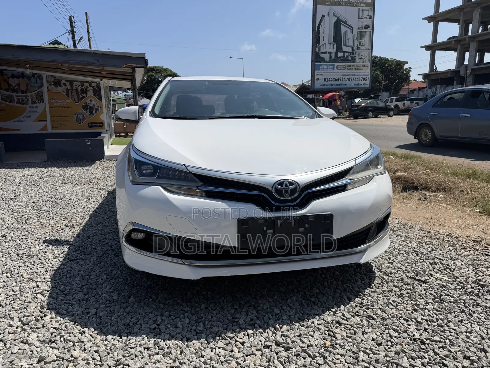 Toyota Corolla XLE 2021 White