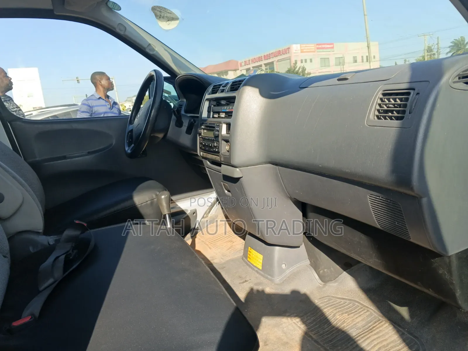 Toyota HiAce 2009 Silver
