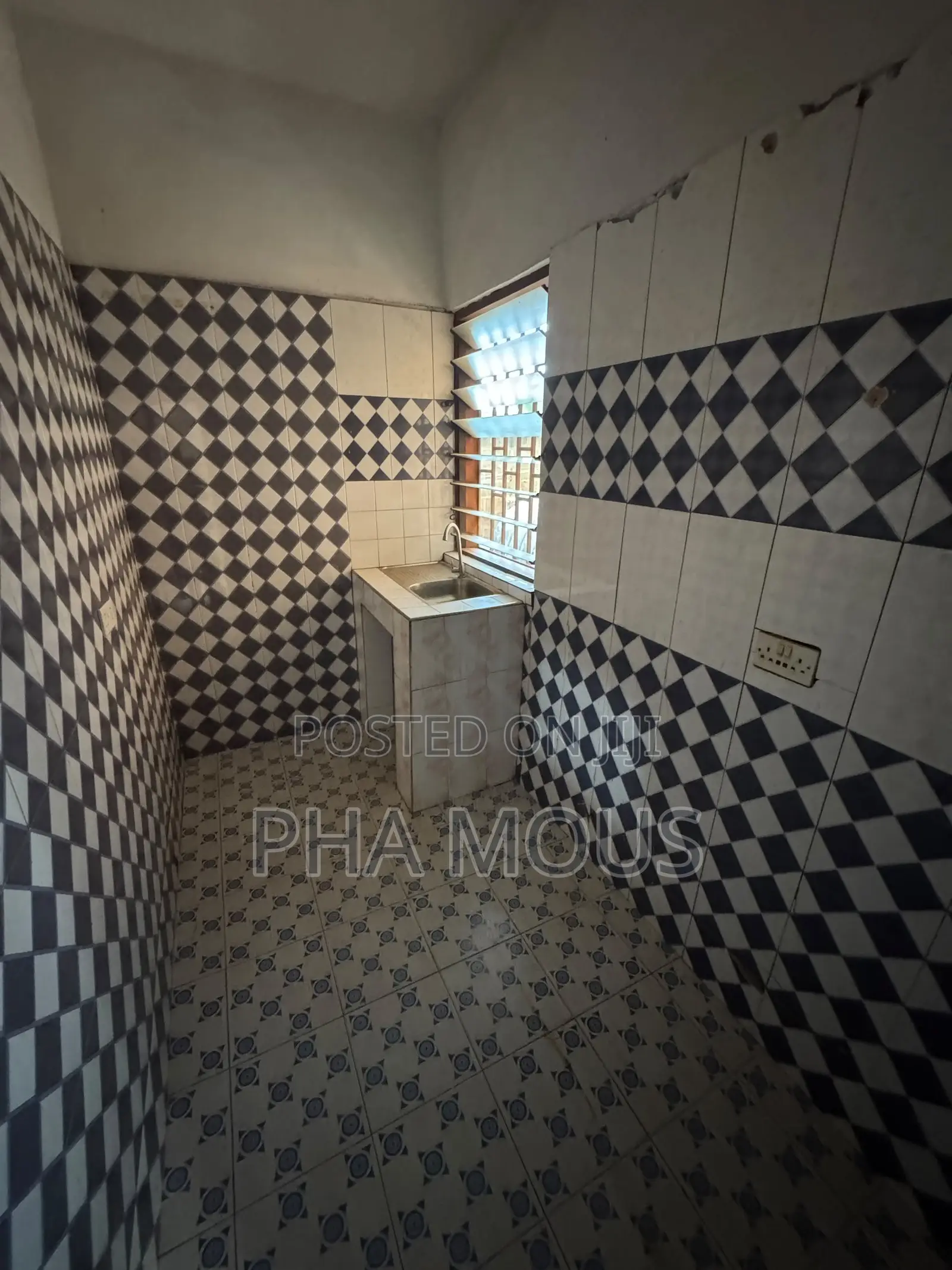 1bdrm Apartment in Tantra Hills for rent