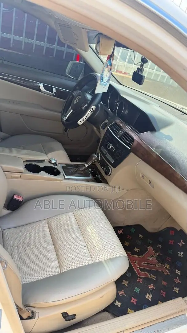 Mercedes-Benz C250 2013 White