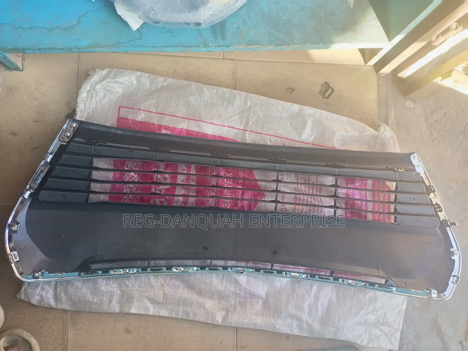 Toyota Corolla 2014,2015,2016 Down Grille