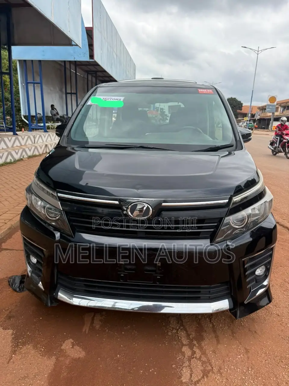 Toyota Voxy V 2WD 7-Seater 2015 Black
