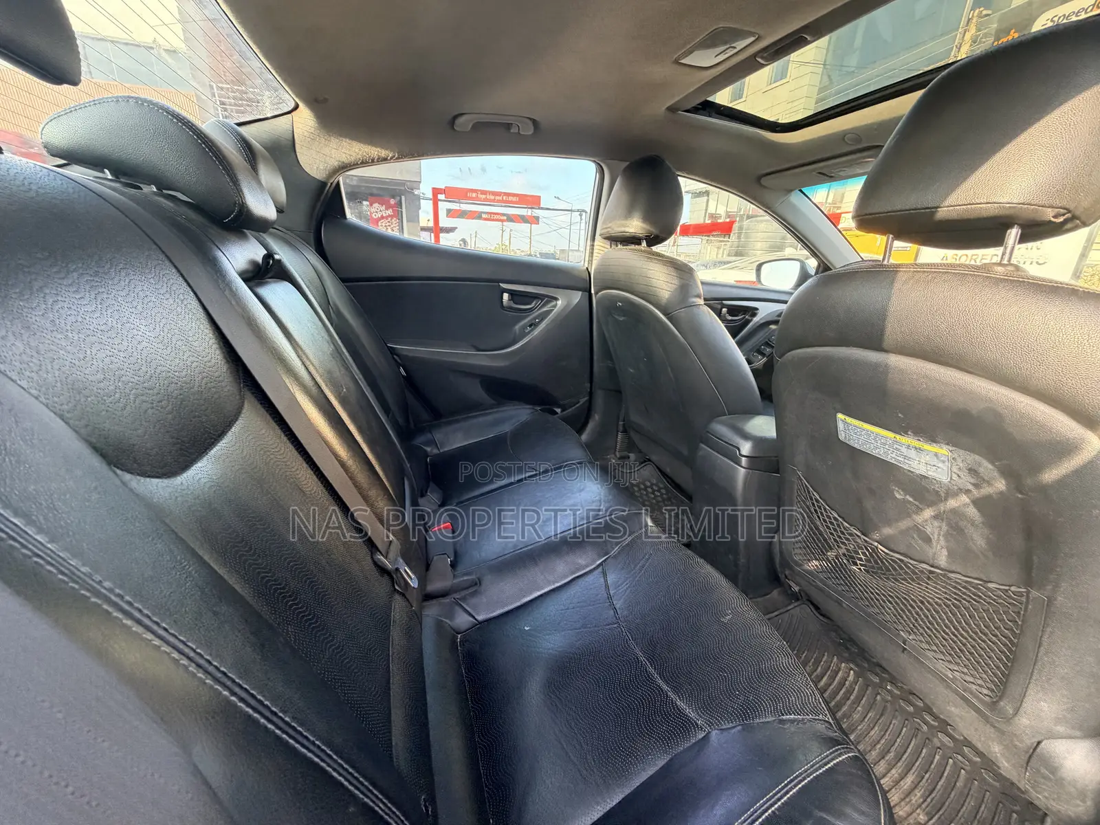 Hyundai Elantra Limited 2012 Silver