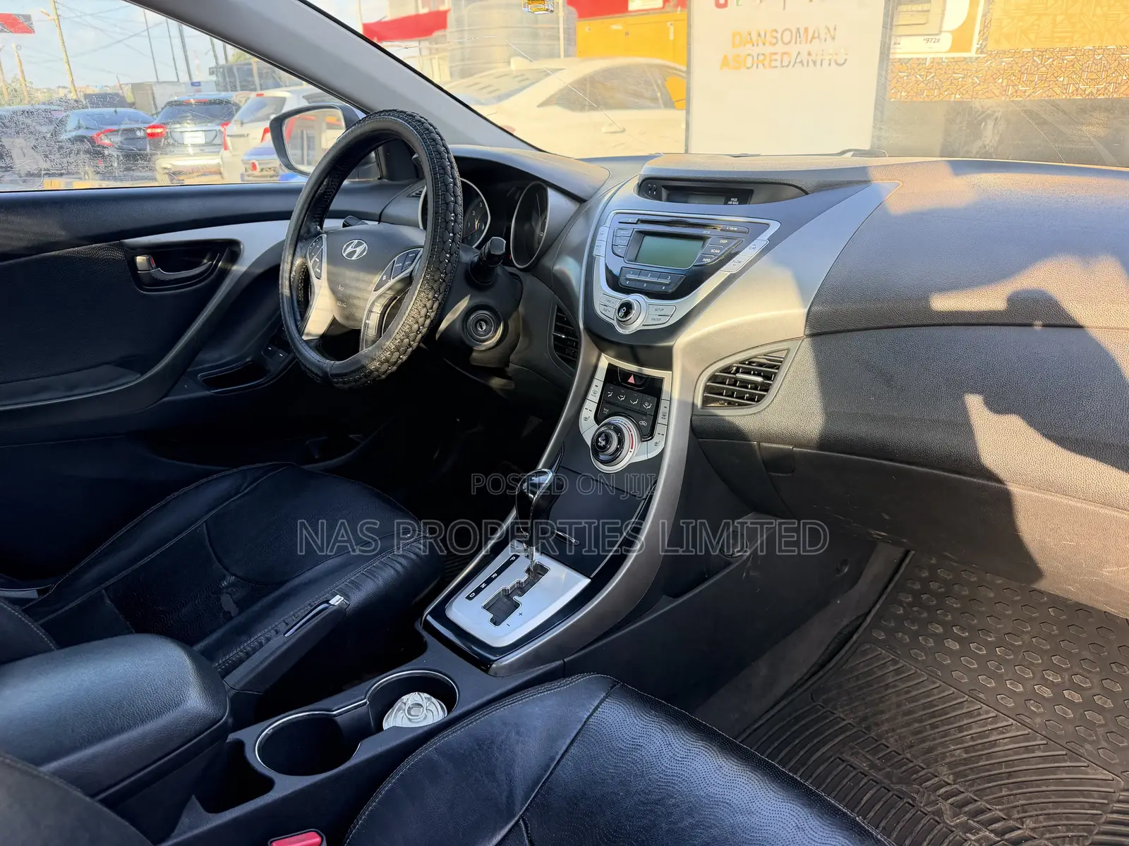 Hyundai Elantra Limited 2012 Silver