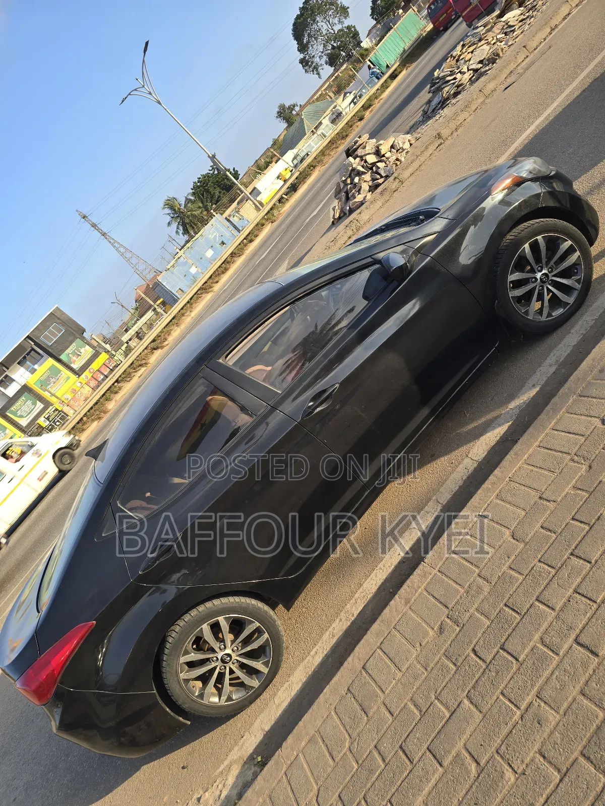 Hyundai Elantra Limited Sedan FWD (1.8L 4cyl 6A) 2013 Black