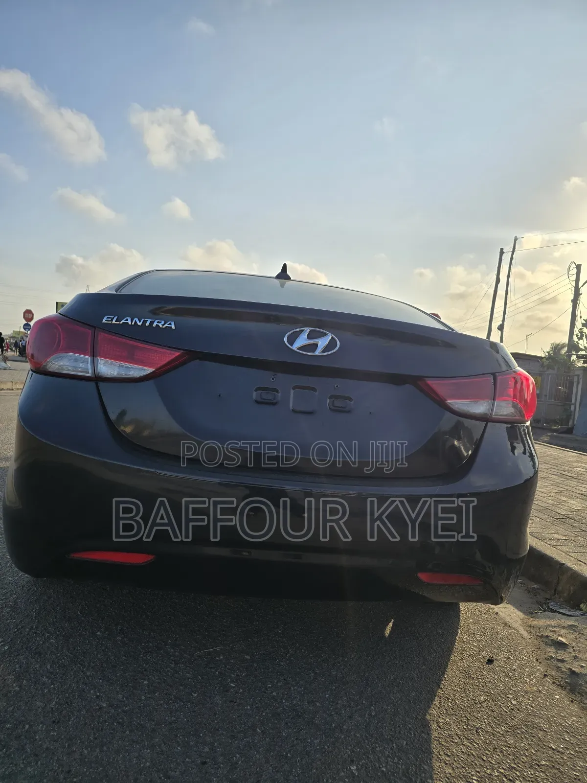 Hyundai Elantra Limited Sedan FWD (1.8L 4cyl 6A) 2013 Black