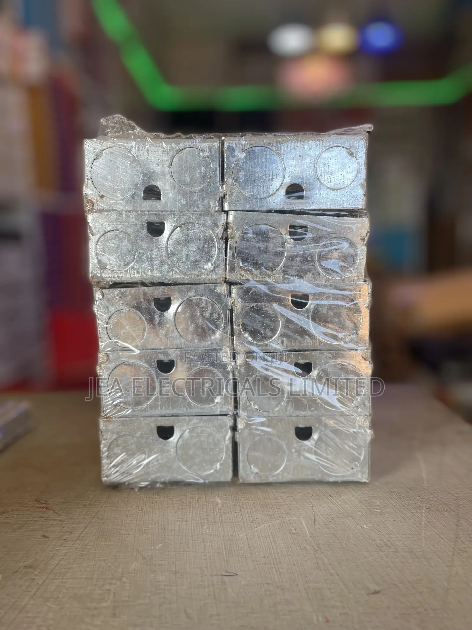 3x3 Metal Box
