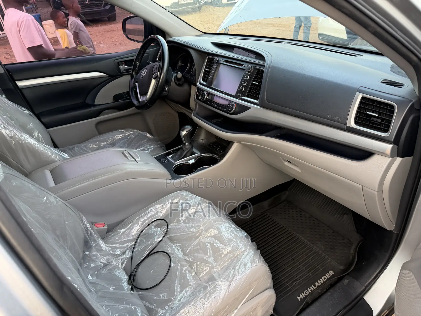 Toyota Highlander XLE 2019 Gray