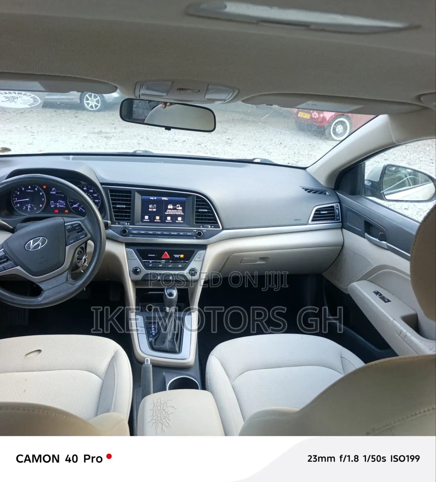 Hyundai Elantra 2017 Silver
