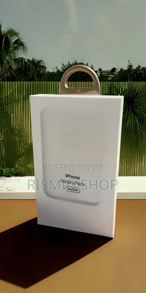 iPhone Magnetic Wireless Power Battery