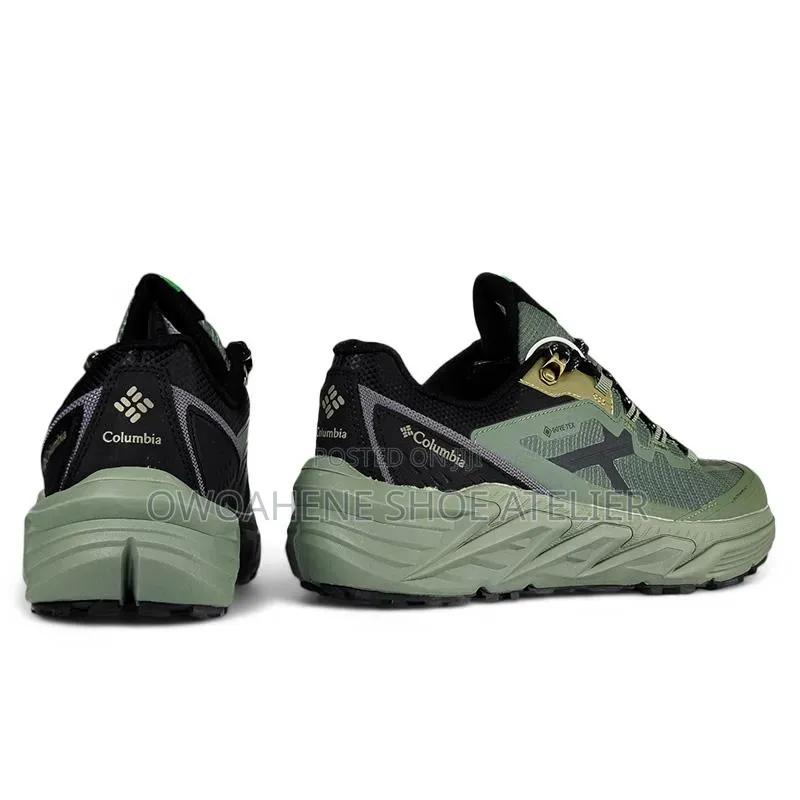 Columbia GORE-TEX Trail / Hiking Sneaker in Forest Green/Khaki