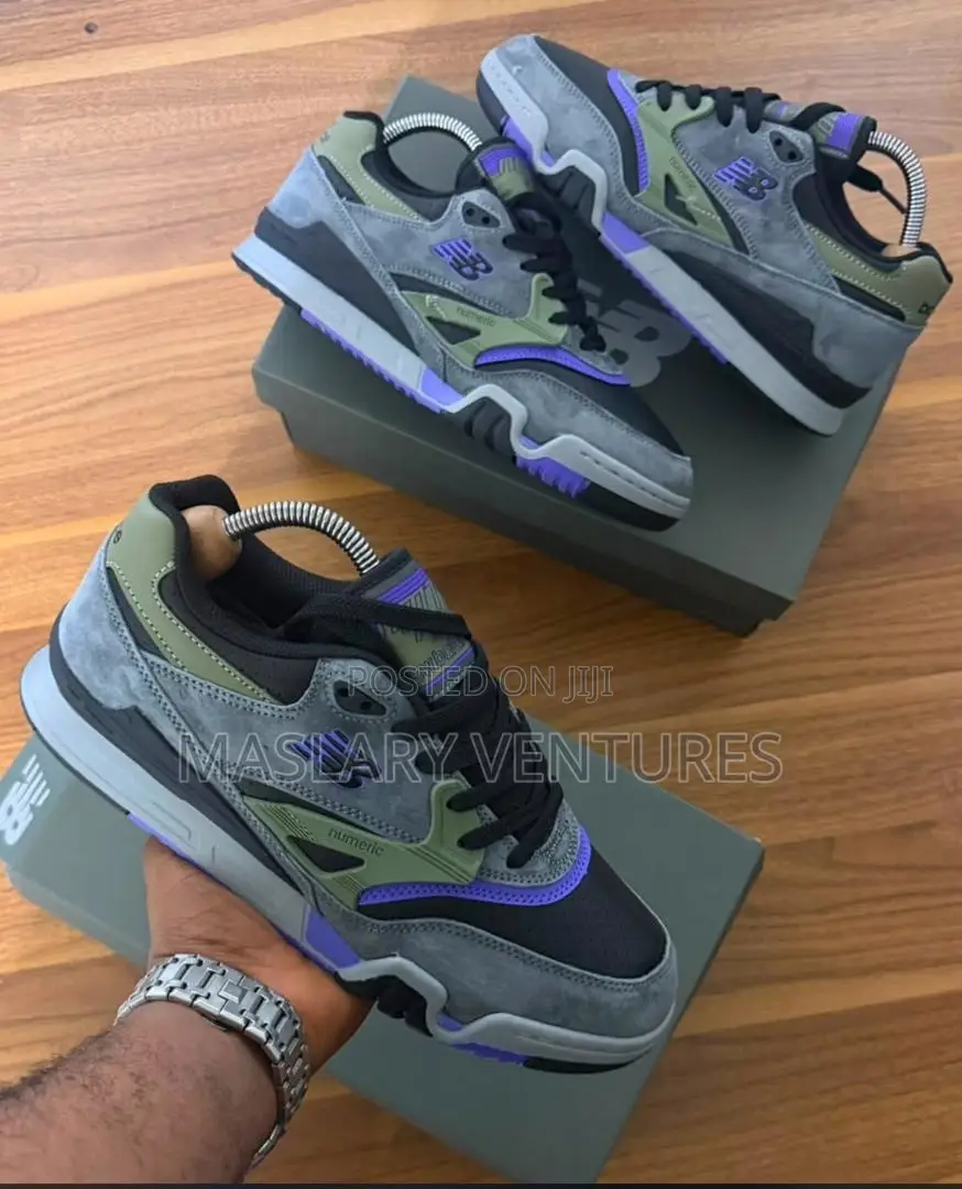 New Balance 550