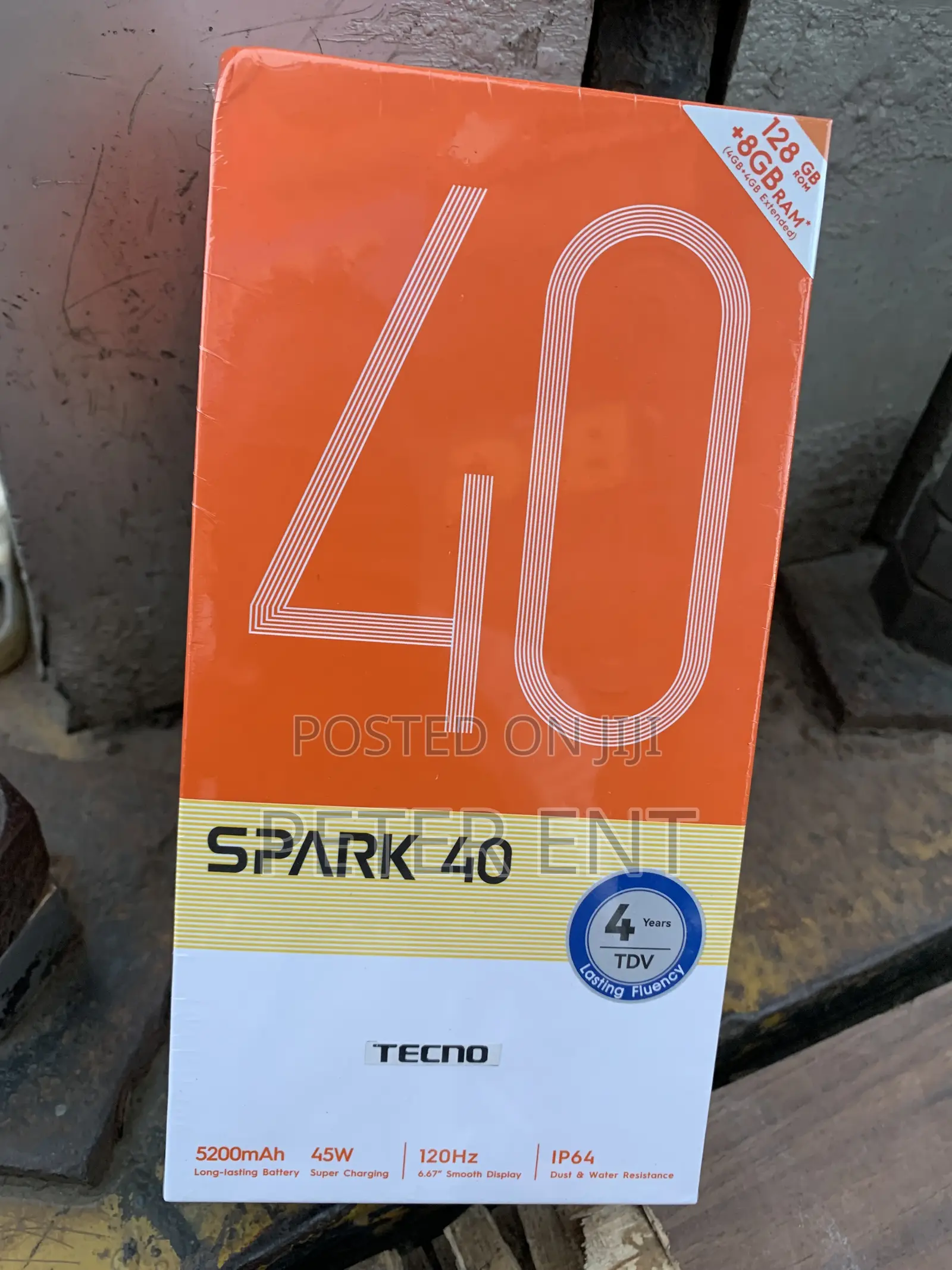 New Tecno Spark 40 256 GB Gray
