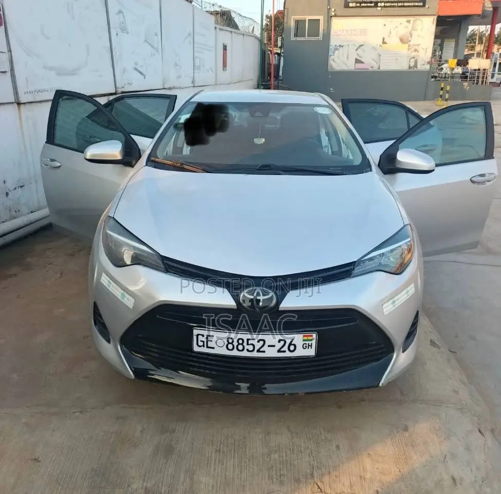 Toyota Corolla 2018 Gray