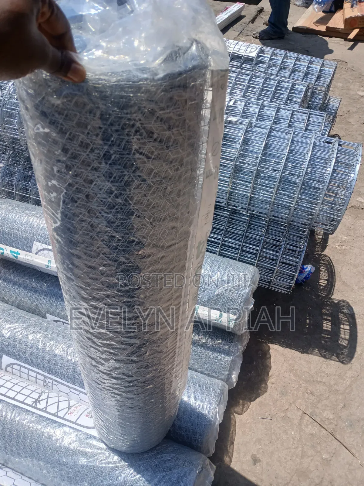 Chicken Mesh 3/4( 3ft by 30m)
