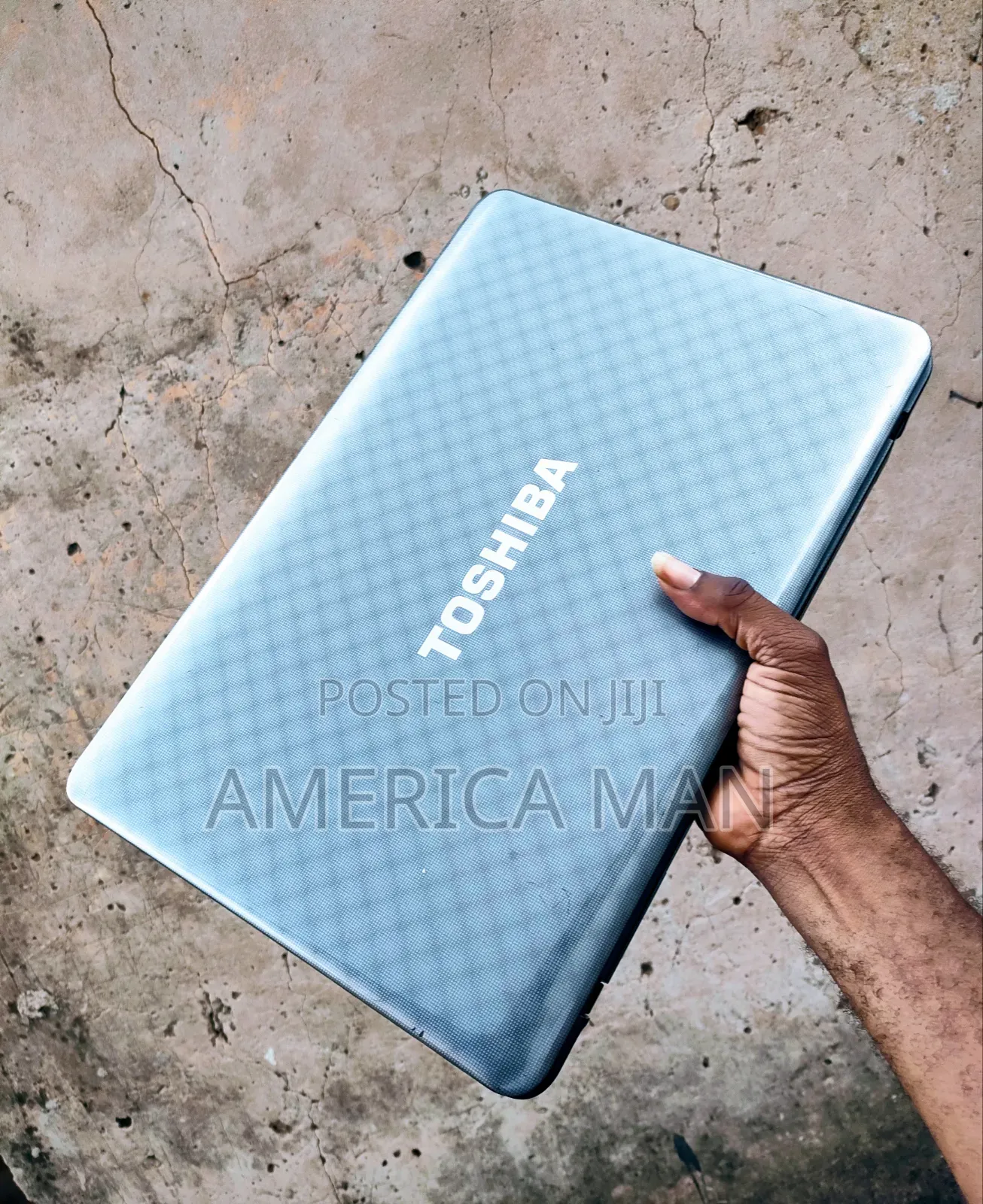 Laptop Toshiba Satellite L755 4GB Intel Core i5 HDD 256GB