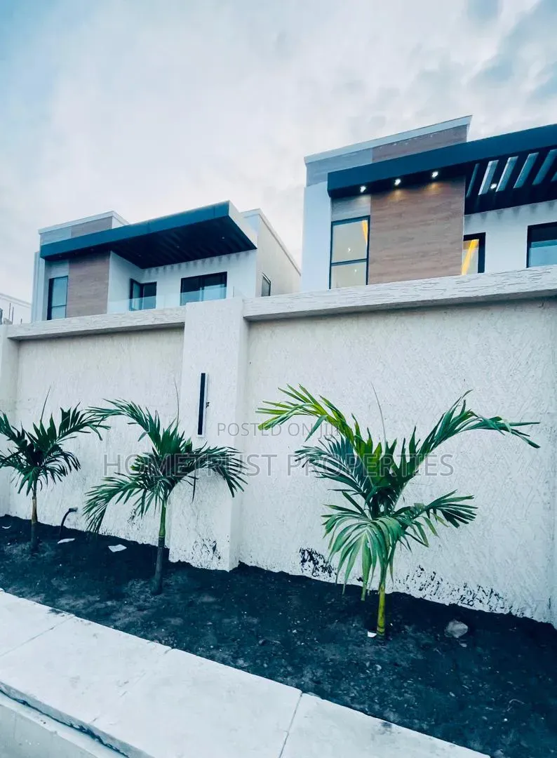 4bdrm Duplex in East Legon, Otano for sale