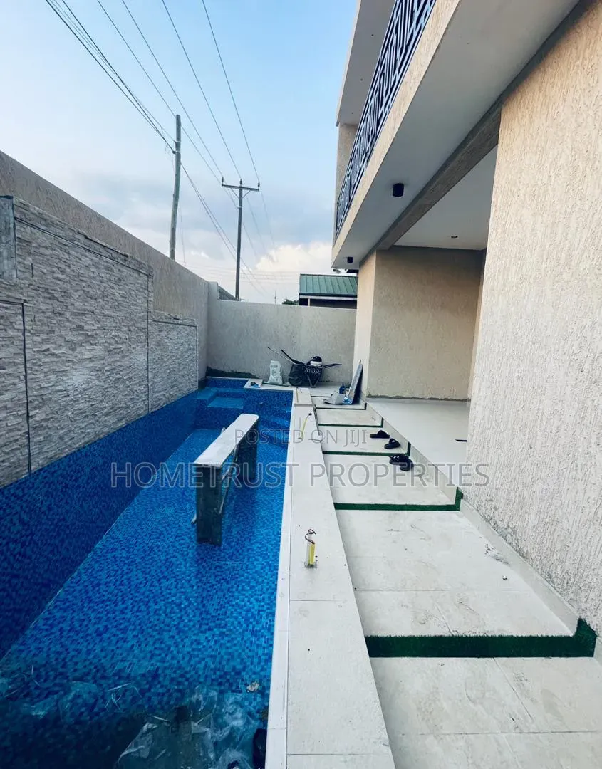 4bdrm Duplex in East Legon, Otano for sale