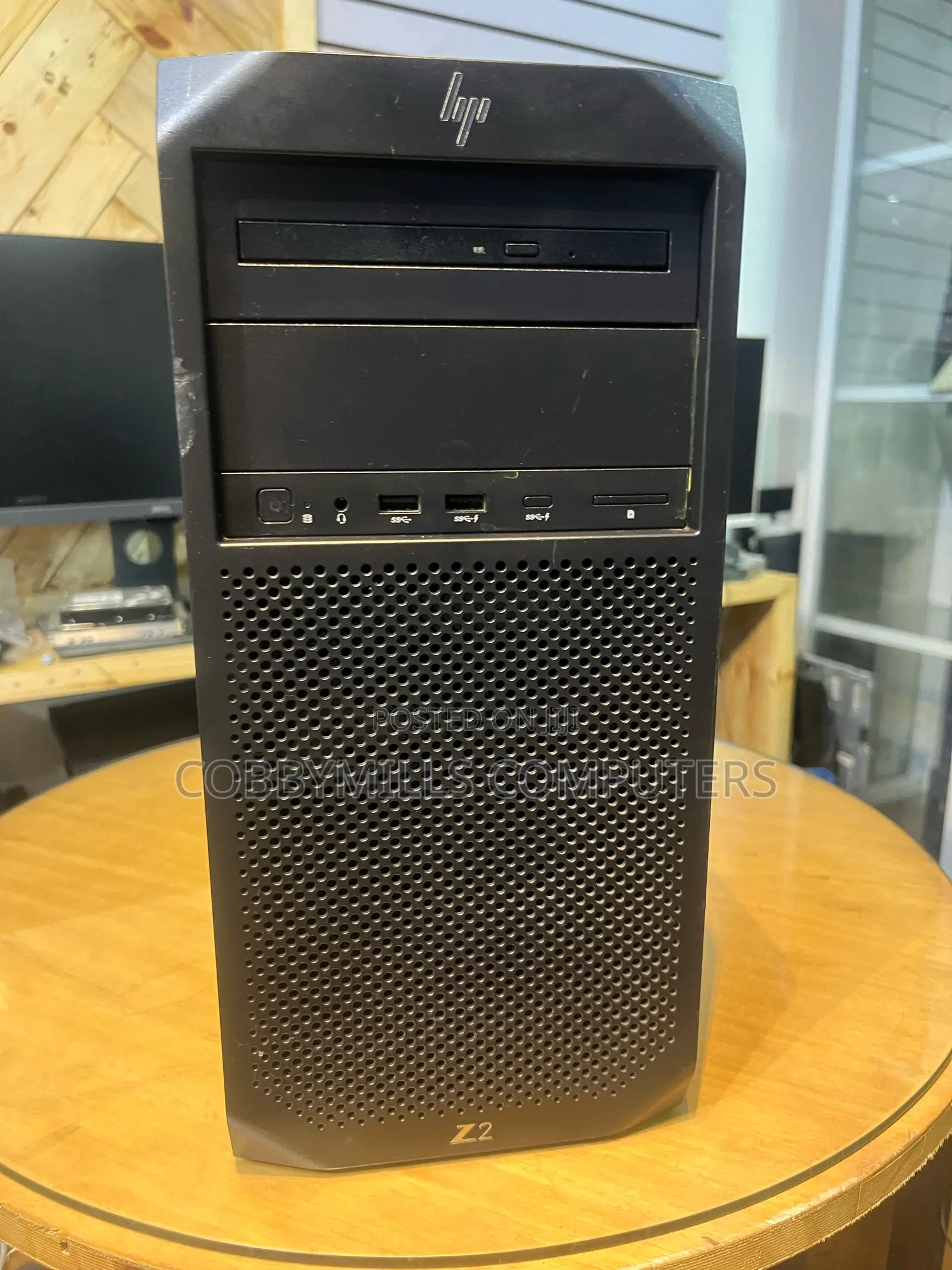 Desktop Computer HP Z2 G4 Tower 16GB Intel Core i7 HDD+SSD 256GB
