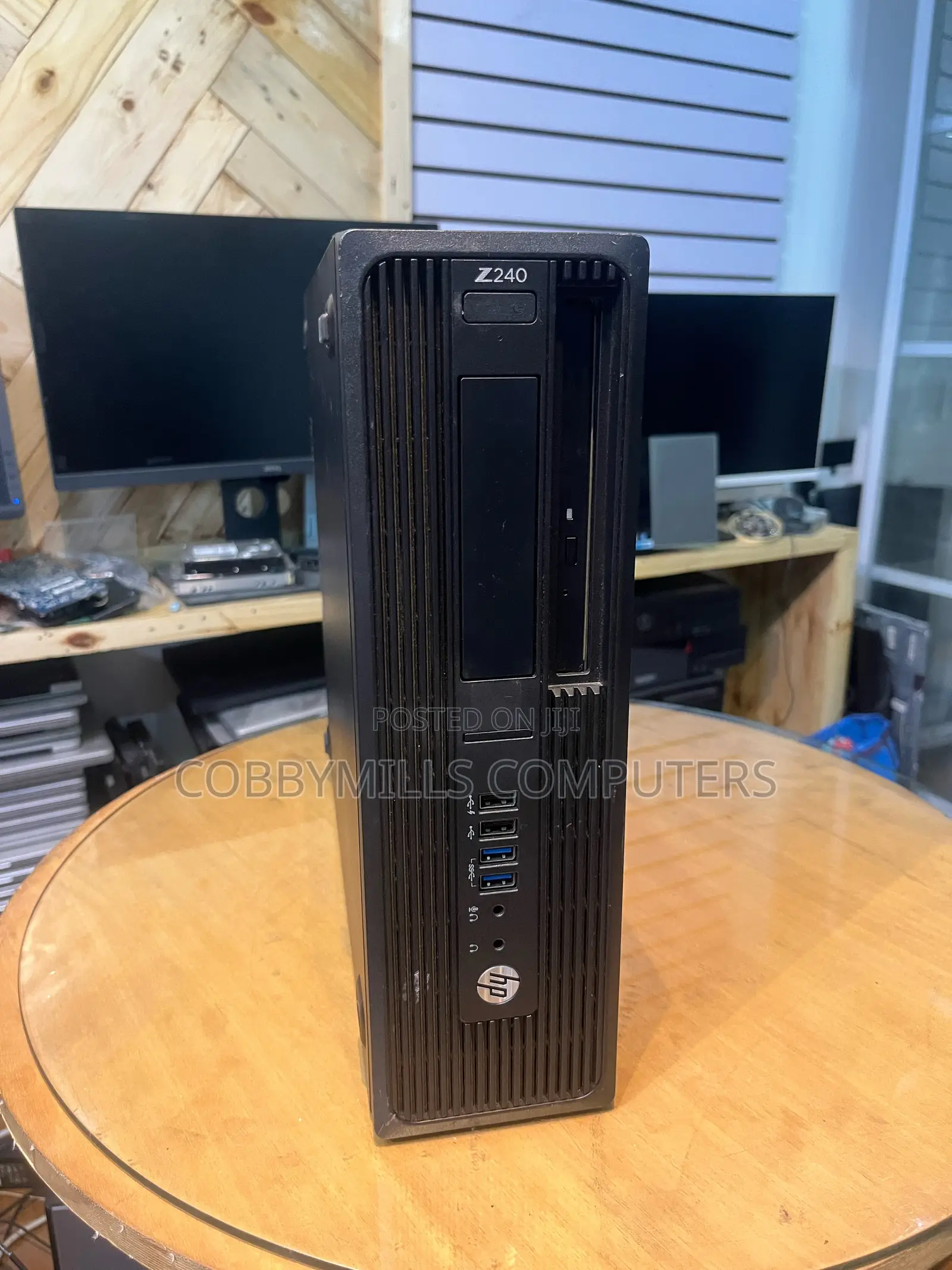 Desktop Computer HP Z240 16GB Intel Xeon HDD 1T