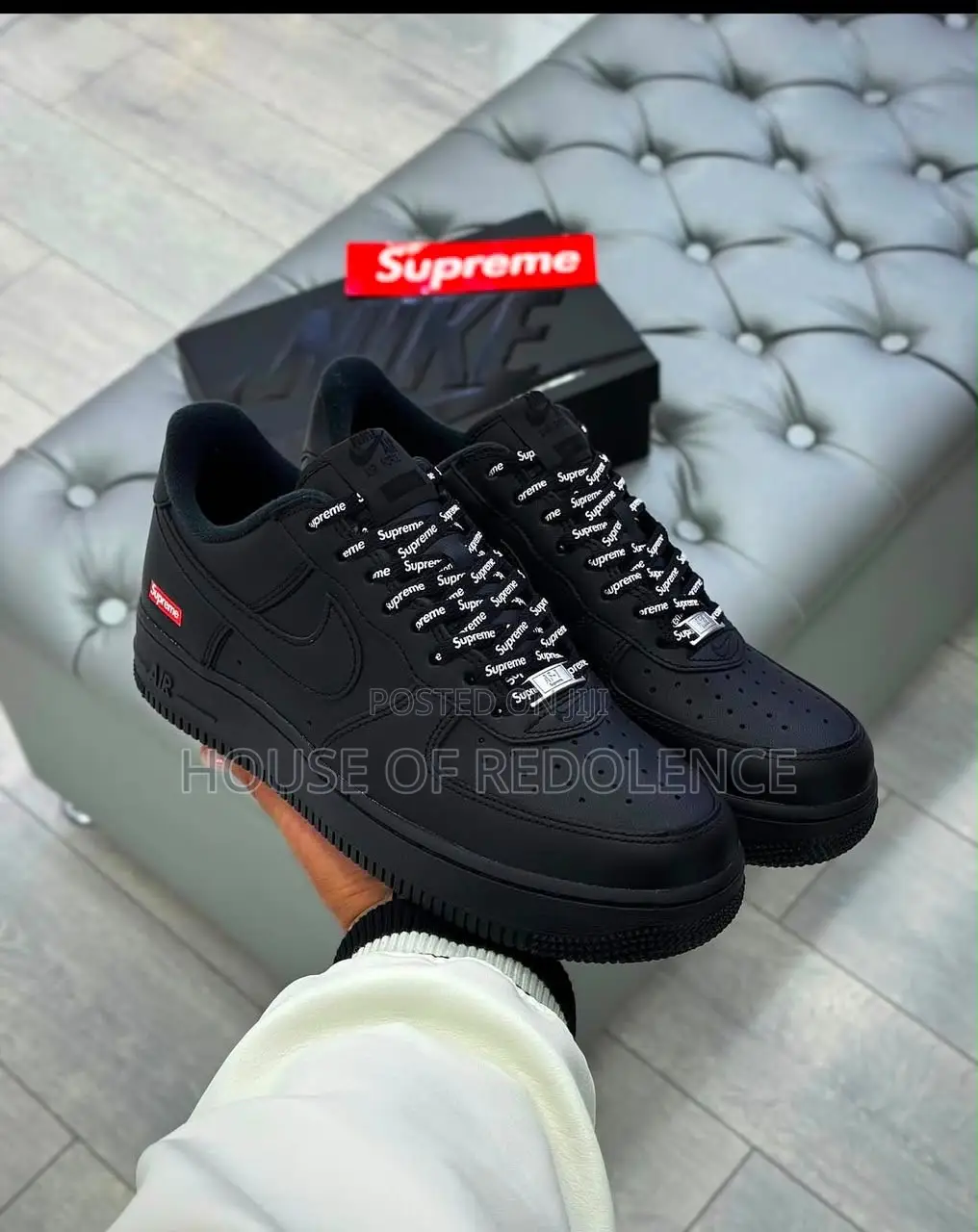 Nike Air Force 1 Low X Supreme Sneakers