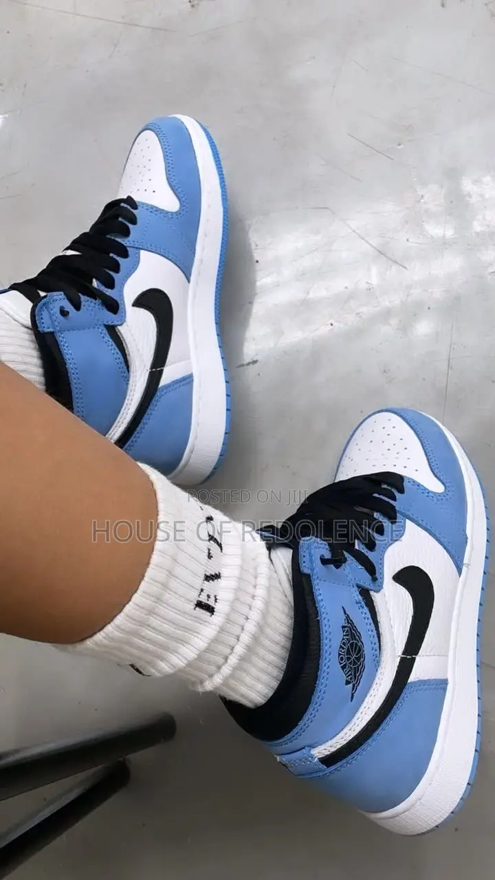 Nike Air Jordan 1 Retro High OG Sneakers