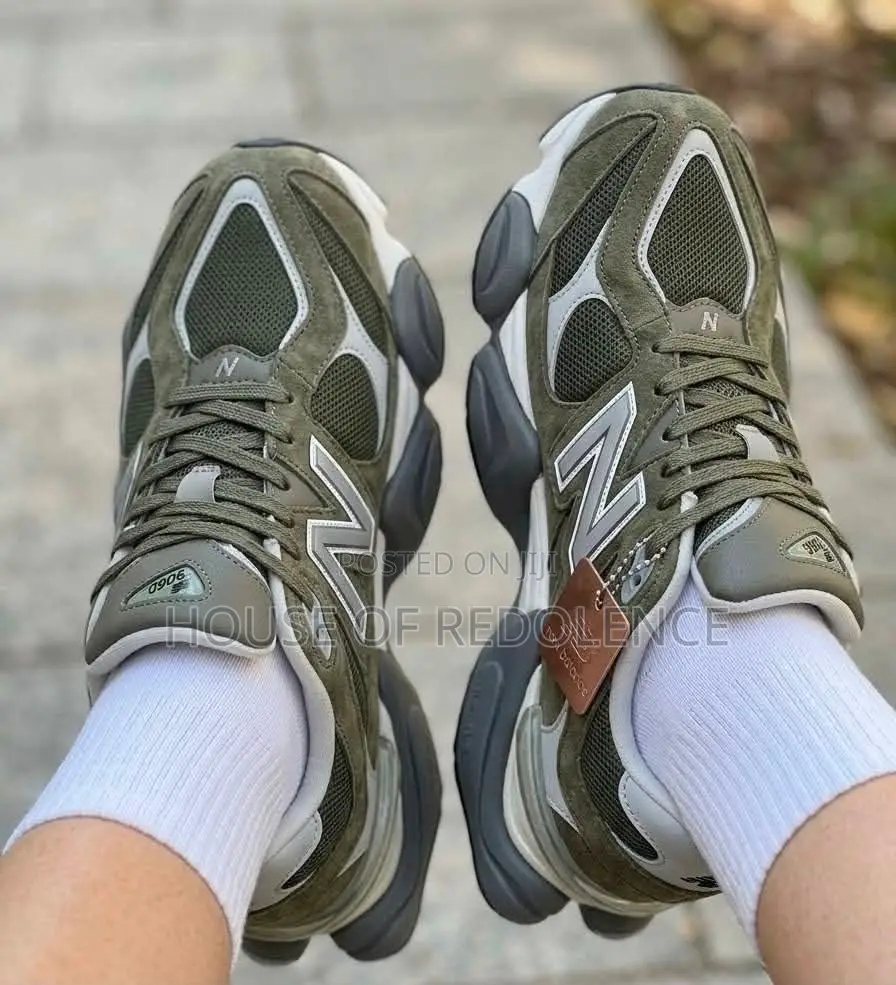 New Balance 9060 Sneakers