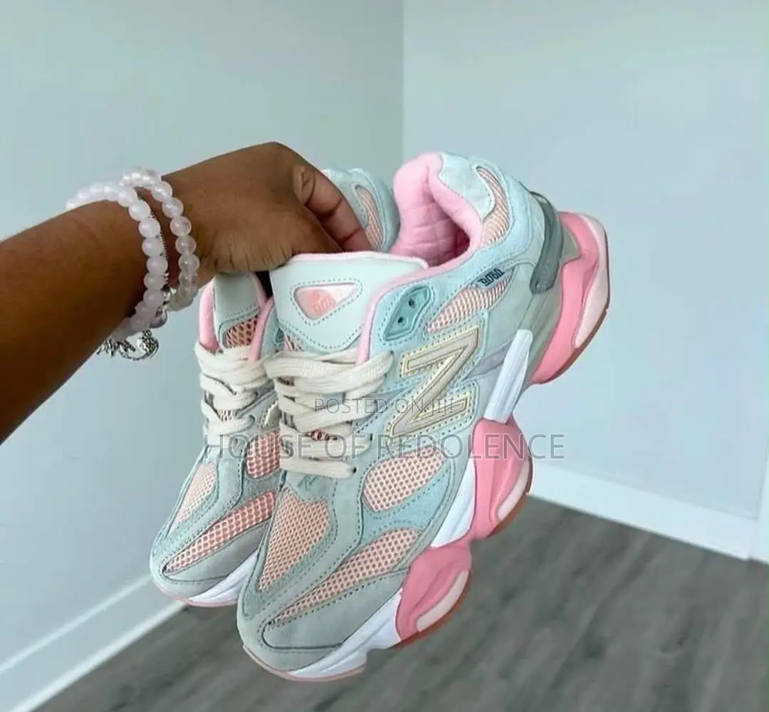 New Balance 9060 Sneakers