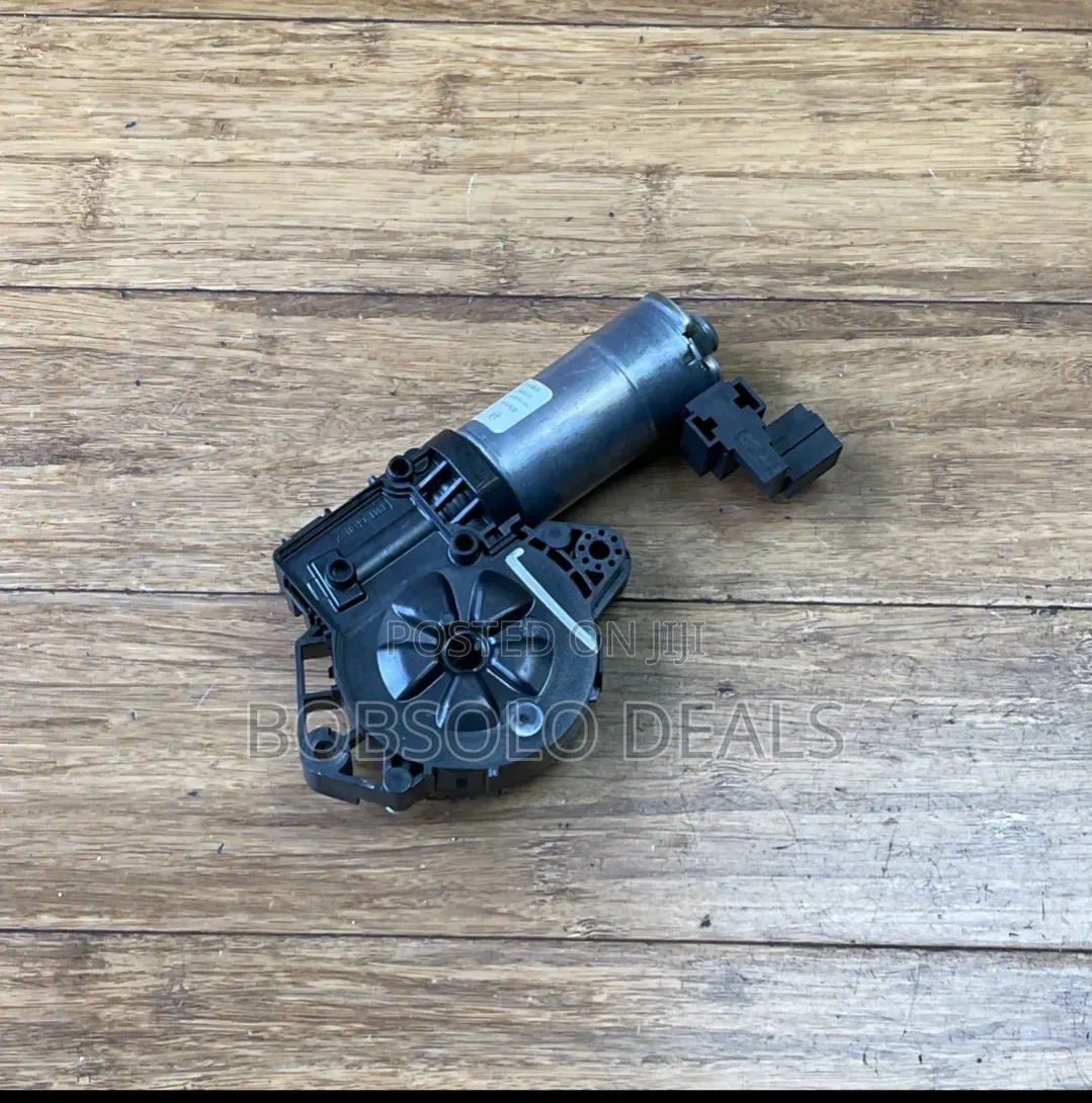 2015-2023 Mercedes C300 W205 AMG Sunroof Motor